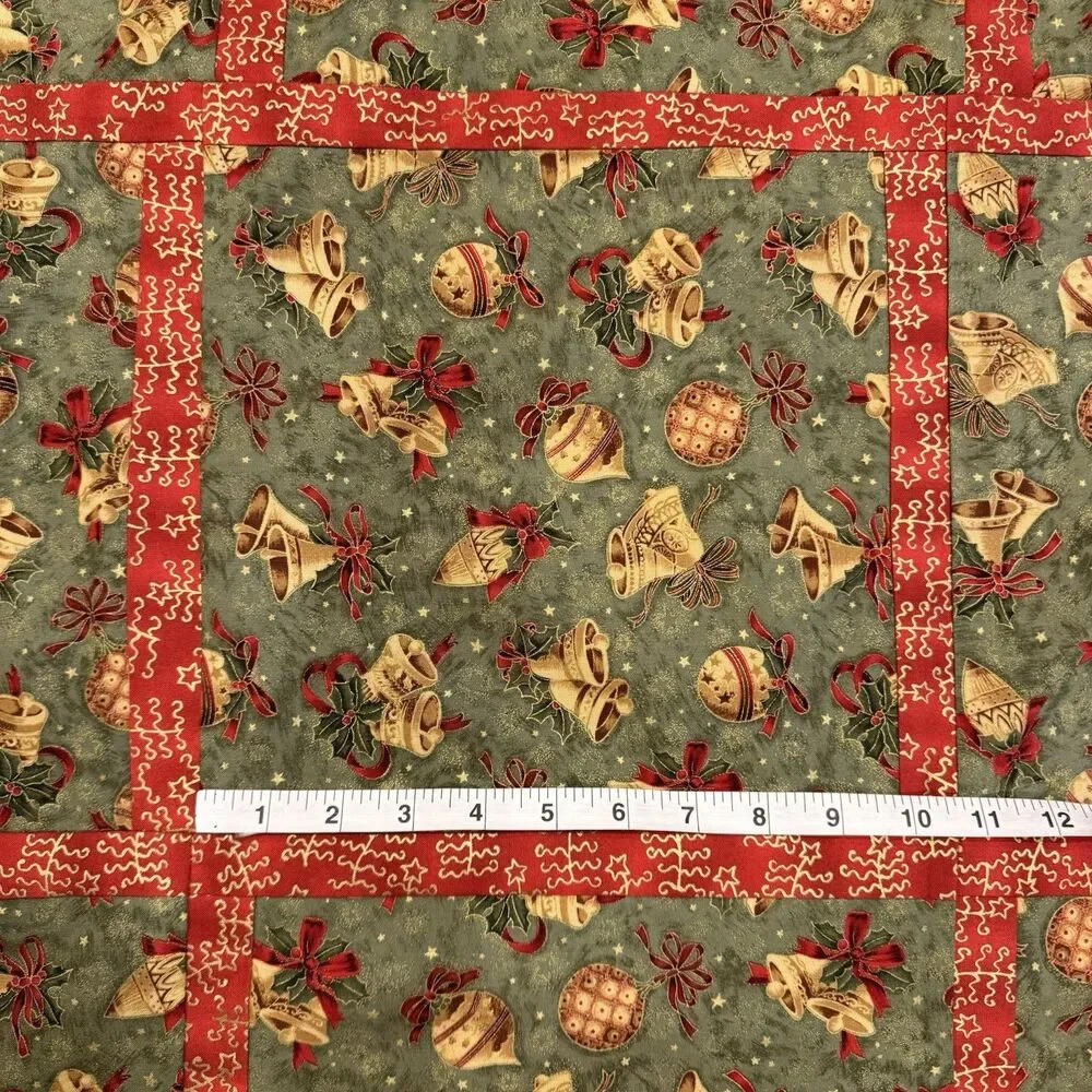 Xmas Quilt Topper & Remnant 